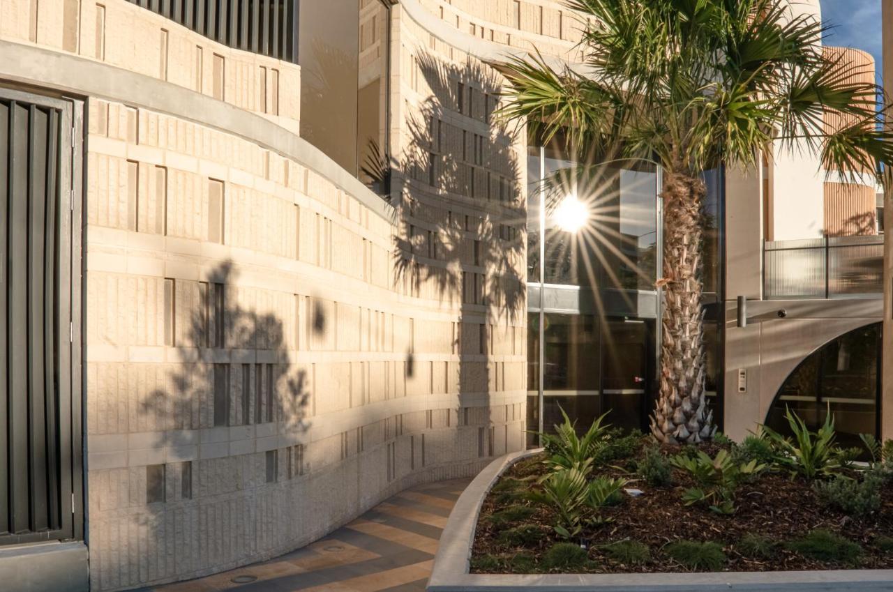 Encore Broadbeach - Official Gold Coast Exterior photo